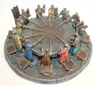 24pc Medieval King Arthur and the Knights of the Round Table Italy Resin Display 2