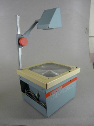 Vintage and Functional Apollo AL - 1000 Overhead Transparency Projector 2