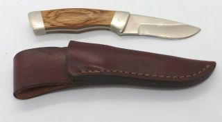 Vtg Bear Mgc Oak Wood Handle Hunter Knife W Leather Sheath 2.  5 " Drop Point Blade