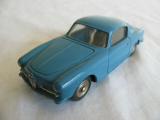 Vintage Dinky Toys 1/43 Scale Blue Alpha Romeo 1900 Sprint Coupe 24j Vg