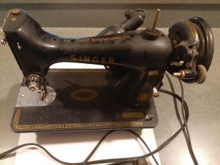 Vintage Singer 99k Sewing Machine With Foot Pedal