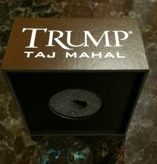 Trump Taj Mahal Casino Atlantic City Microphone Flag,  Collectable Very RARE, 3