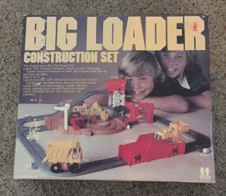 Vintage 1977 Tomy Big Loader Construction Set No.  5001