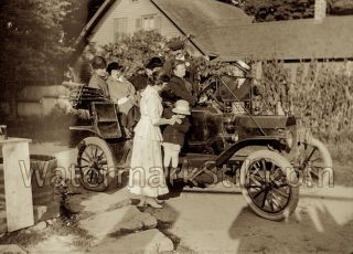 1920s Era Photo Negative Car And Family Crowd Touring Convertible Rag Top Auto