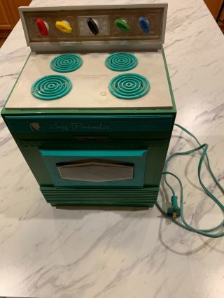 Vintage 1968 Suzy Homemaker Safety Oven By Topper Toys (it)