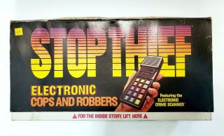 Vintage 1979 Parker Brothers Stop Thief Electronic Cops & Robbers Board Game