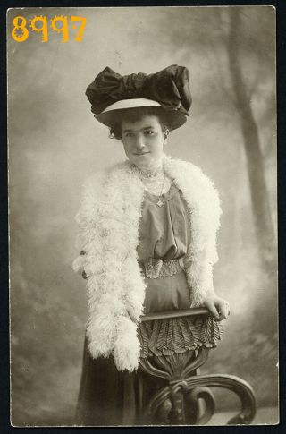 Orig.  Vintage Photograph,  Elegant Woman W Hat,  Fur,  Strange Background 1910 