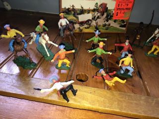 Vintage Wild West Cowboy and Indian Frontier Set Plastic Toys 26 Figures 2