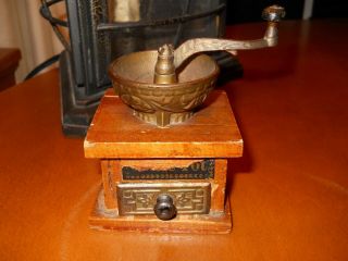 Vintage Little Tot Toy Coffee Grinder Cast Iron And Wood