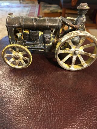 Cast Iron Fordson Tractor With Driver Made By Arcade - Vintage