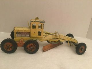 Vintage Hubley Cast Iron Yellow Road Grader With Movable Blade And Wheels