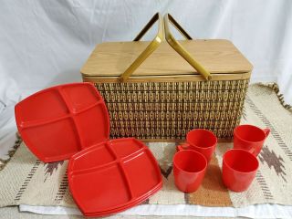 Vintage Burlington Woven Picnic Basket Metal Handles Red Dish Set 1970’s B - 43