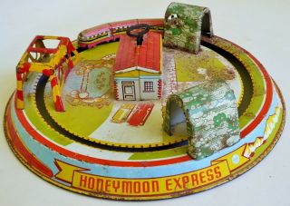 1932 Louis Marx Honeymoon Express Train Station Tin Lithographed Mechanical Toy