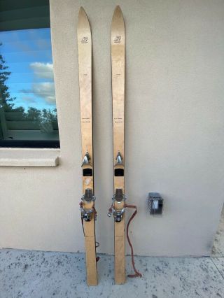 Vintage 175 Cm K2 Holiday Skis With Marker Bindings
