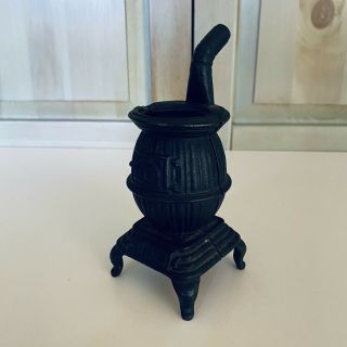 Pot Bellied Stove,  Cast Iron Miniature,  Vintage Nmm