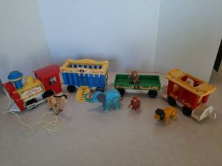 Vintage 1973 Fisher - Price 991 Circus Train With Little People & Animals Shelf G