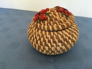 Vintage Coushatta Native American Hand Woven Coil Pine Needle Basket W Lid Small