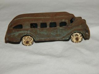 1930s Hubley Cast Iron Streamline / Futuristic Bus Toy 100 Paint.