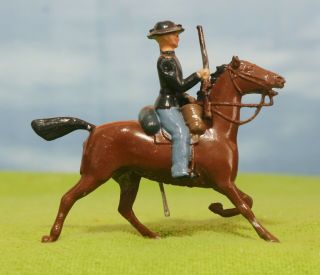 Britains - Union Soldier Cavalry Rifle On Brown Horse - Civil War Lead Figure