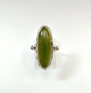 Vintage Sterling Silver Ring With Oval Cabochon Jade Size 6 3/4