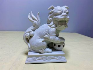 Vintage Chinese - Foo Dog / Lion White Porcelain Figurine