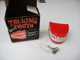 1970s Vintage Talking Teeth Fishlove Wind Up Chatter Talks W/ Orig Box