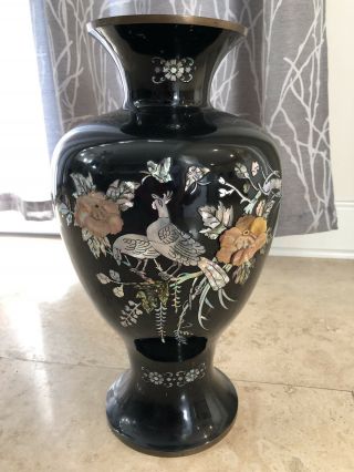 Vintage Antique 1950’s Asian Korean War Era Black Lacquer Vase Mother Of Pearl
