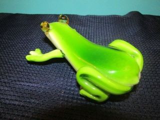 Vintage Lg Hand - Blown Green Glass Frog Sculpture Paperweight 5 1/2 Inches Long.