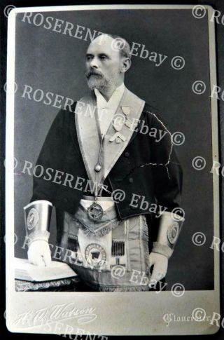 C1880s A Mason In His Regalia - Gloucester Maker - Cabinet Card Photo