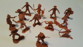 VINTAGE MARX Fort Apache / Custer Red Brown Indian & Cowboy Figures - 1960s 2