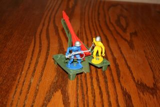 MPC Fireball XL5 Army Space Missile Launcher & 2 Soldiers - Marx Timmee 3