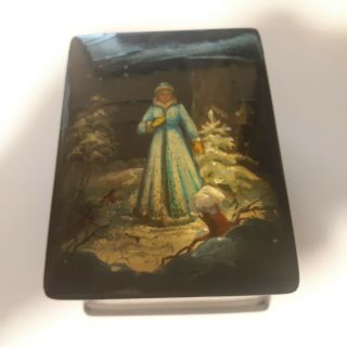 Vintage Russian Lacquer Box artist signed w/ papers Pegockuno 2