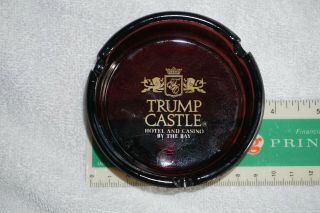 Atlantic City Trump Castle Hotel/casino Black Glass Ashtray W/gold Logo/letters