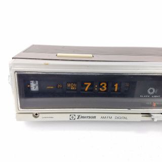 Vintage Emerson R5100A Wood Grain Rolling Flip Clock Alarm Radio HUGE 2
