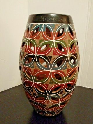 Nicaraguan Lattice Decorative Pottery Vase 9 " Tall