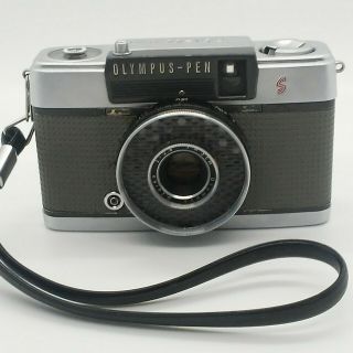 Vintage Olympus Pen - Ee - S Half Frame 35mm Camera