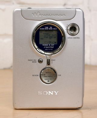 Sony Wm - Fx700 Vintage Personal Cassette Player Stereo Walkman Fm Am Radio