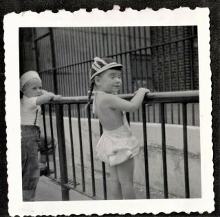 Antique Vintage Photograph Cute Little Boy & Girl Leaning On Fence At The Zoo