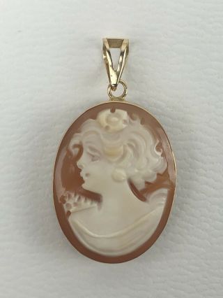 Vintage Italian 14k Gold Double Sided Floral And Woman Cameo Pendant Signed