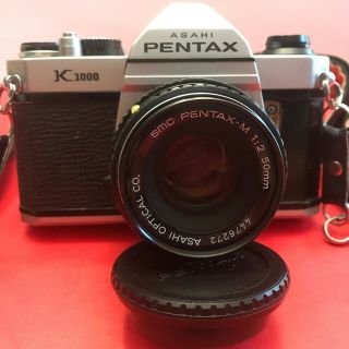 Vintage Pentax Asahi K1000 35mm Film Camera W/ 1:2 50mm Lens & Priority