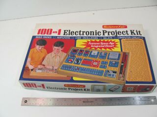 Vintage Science Fair 100 In 1 Electronic Project Kit Tandy 1972