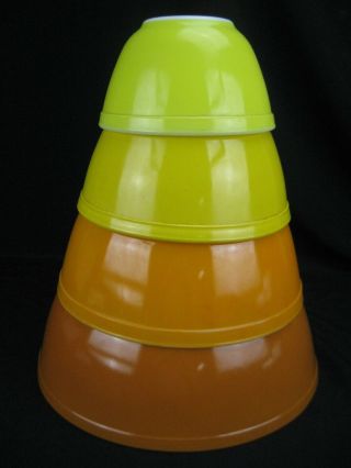 Set Of 4 Vintage Pyrex Mixing Bowls Yellows & Oranges 401 402 403 404