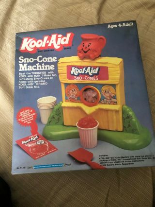 Vintage 1984 Kool - Aid Snow Sno - Cone Machine W.  Box General Foods
