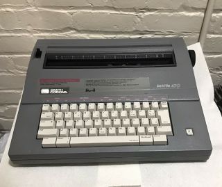 Smith Corona Deville 470 Portable Electronic Typewriter & Cover Vtg Clean/works
