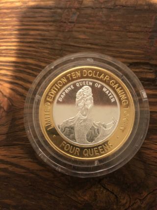 4 Queens Hotel & Casino $10 Limited Edition Silver Gaming Token Daphne Queen Of