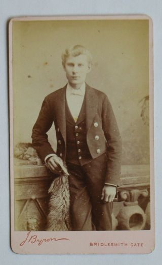Cdv: Portrait Of A Young Man In A Suit & Waistcoat.  J.  Byron,  Nottingham.  1880s