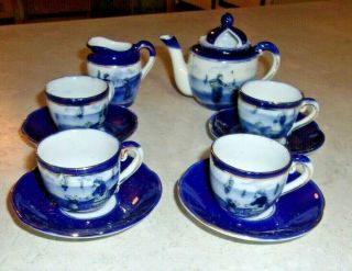 Vtg Childs Porcelain Teapot Creamer 4 Cups/saucers Delft Blue Holland Kids & Dog