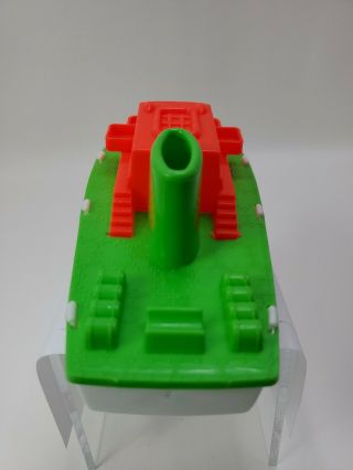 Vintage 1960 ' s Gay Toys Made in USA Plastic Green & Red/Orange Steam/Tug Boat 3