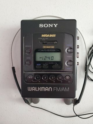 Vintage Sony Wm - F2085 Mega Bass Walkman Cassette Tape Player & Radio