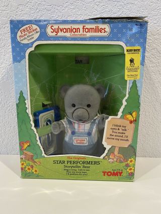 Vintage 1985 Tomy Sylvanian Families Star Performers Storytellin Bear Toy